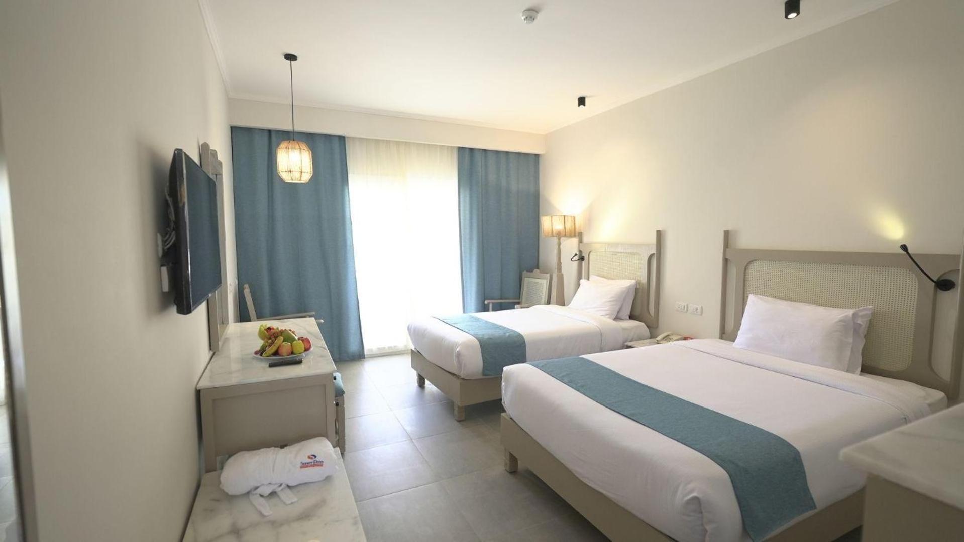 Deluxe Double or Twin Room Sea View,1765195964:JPEG